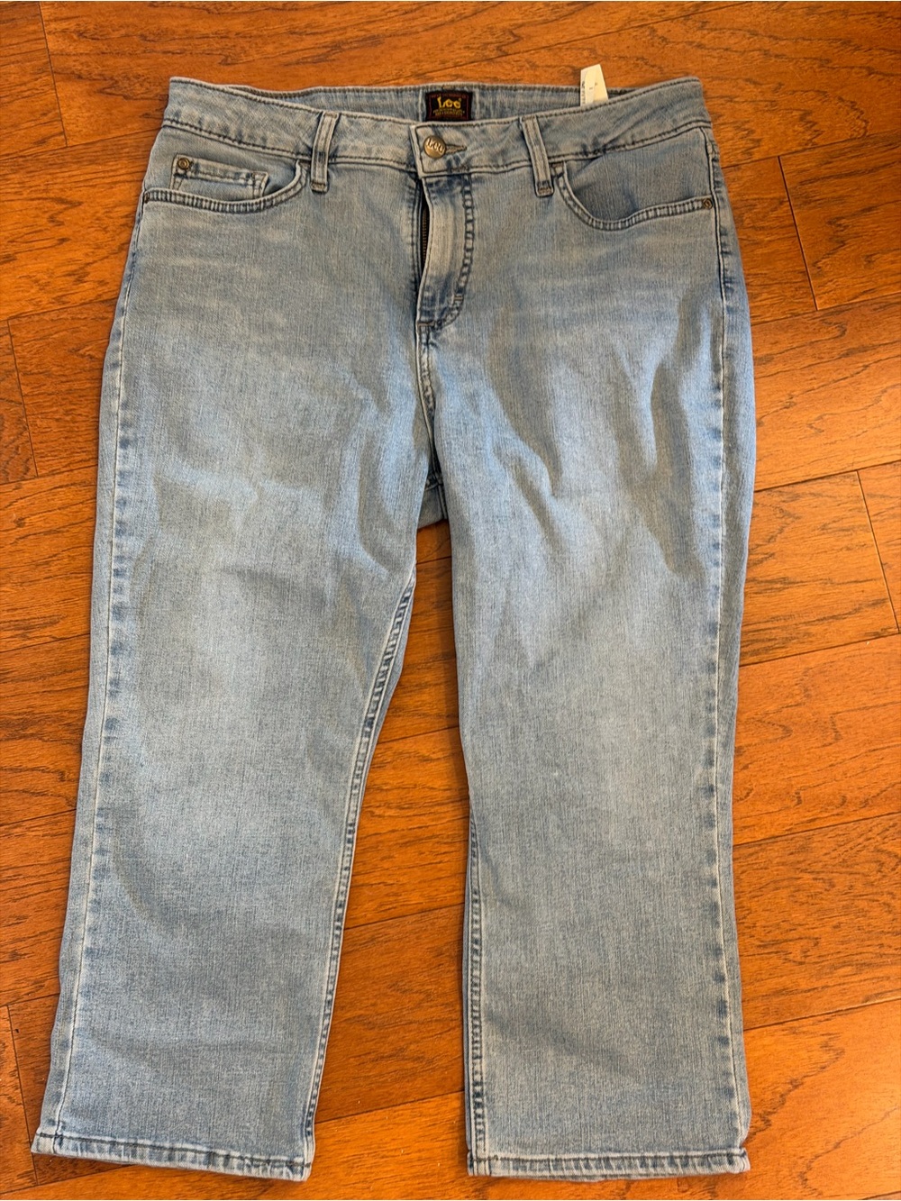 Lee Light Blue Straight Leg capri Denim Jeans size 14